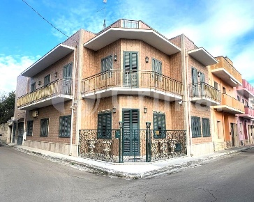 Foto Casa indipendente in via gaetano salvemini 0, Novoli di 360 m²