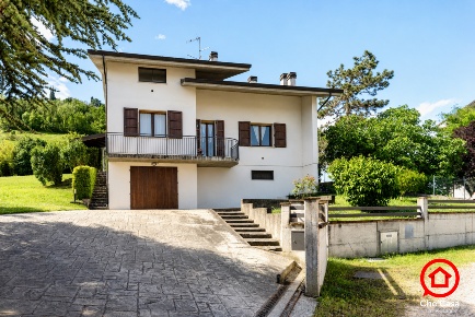 Foto Villa singola in Piazza indipendenza 14, Cesena Borello di 302 m²