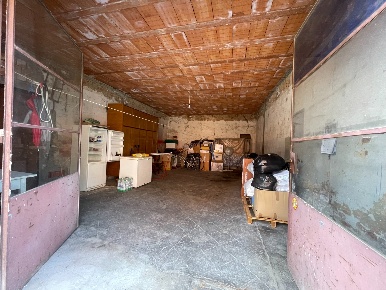 Foto Negozio a Medicina Medicina Buda di 50 m² con 1 locali in vendita