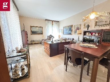 Foto Appartamento in Via Gaudenzio Ferrari 14, Saronno di 160 m² in vendita