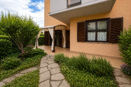 Foto Villa unifamiliare in Vittorio Alfieri, San Gillio di 180 m²