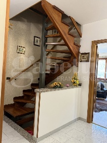 Foto Villa singola in Via PONTE OSCURO snc, Asso Centro di 280 m²