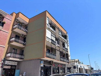 Foto Appartamento in Via n. rota 34, Bari San Girolamo di 96 m² in vendita