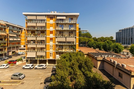 Foto Appartamento in Paolo di Dono, Roma Tintoretto di 81 m² con 2 locali