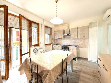 Foto Appartamento in Via 2 giugno snc, Follonica di 59 m² con 3 locali