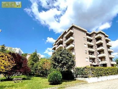 Foto Appartamento in Via Andrea Bafile, Teramo Centro di 115 m² in vendita