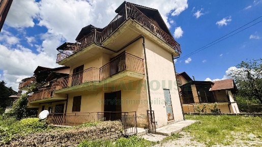 Foto Villa a schiera in via valle, Monteforte Irpino Centro di 150 m²