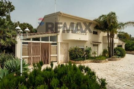 Foto Villa unifamiliare in Interno Crocca 3, Favara di 200 m² con 6 locali