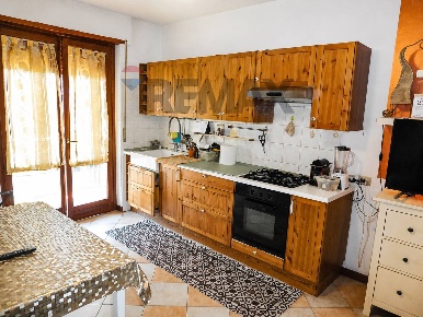 Foto Appartamento a Villafranca di Verona di 75 m² con 3 locali in vendita