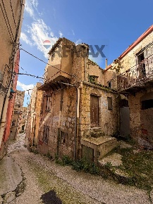 Foto Casa indipendente in VIA STAMPA 7, Mussomeli di 90 m² con 5 locali