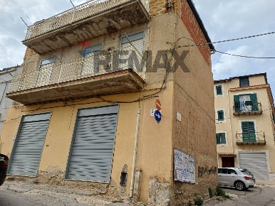 Foto Casa indipendente in via Arco Mendolia 10, Favara di 126 m² in vendita