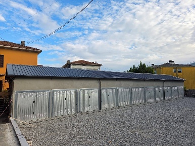 Foto Posti auto in VIA ISTRIA, Calolziocorte Centro di 16 m² con 1 locali