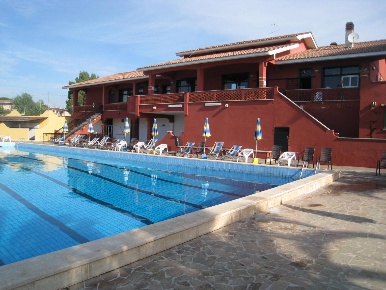 Foto Villa unifamiliare in via coghinas 4, Ardea di 500 m² con 5 locali