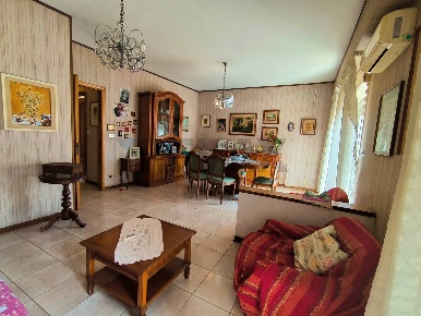 Foto Appartamento in Via Ischia 20, Giardini-Naxos Centro di 165 m²