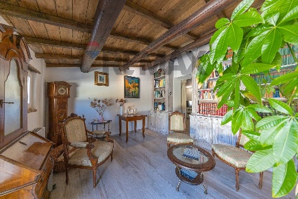 Foto Agriturismo in VIA VOCABOLO CHIORANO 10, Magliano Sabina di 260 m²