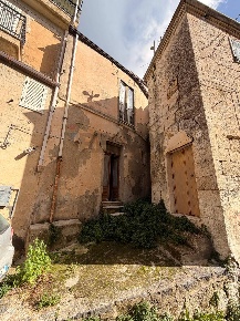 Foto Casa indipendente in VIA AGRIGENTO 48, Mussomeli di 65 m² con 5 locali