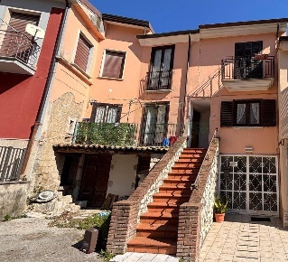 Foto Case semi ndipendenti in vico de santis, Monteforte Irpino di 183 m²