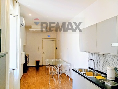 Foto Appartamento in Corso Vittorio Emanuele, Napoli di 65 m² con 3 locali