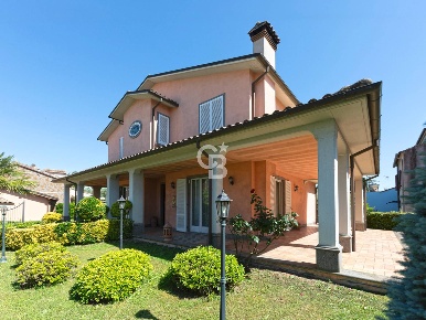 Foto Villa unifamiliare in Via Tevere 8, Viterbo Grotte Santo Stefano