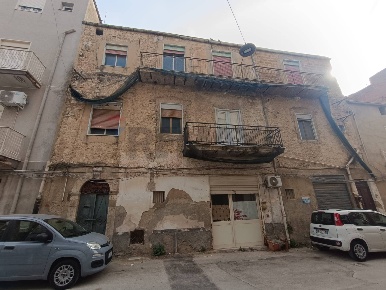 Foto Casa indipendente a Favara di 400 m² con 12 locali in vendita