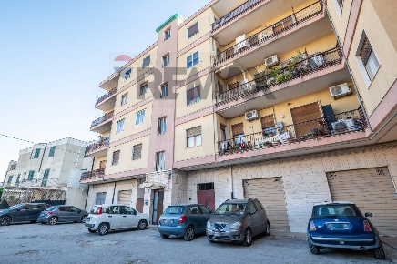 Foto Appartamento in Corso Vittorio Emanuele 514, Floridia di 180 m²