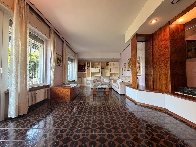 Foto Appartamento in via don seghezzi 2, Albino Centro di 105 m² in vendita