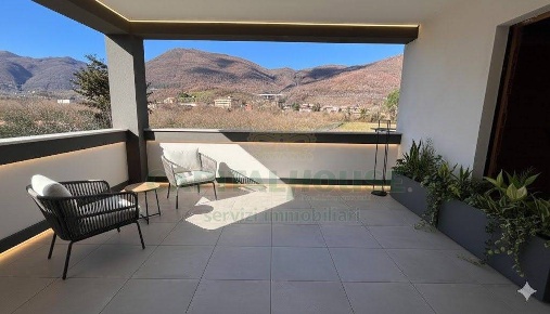 Foto Villa unifamiliare in via basecchia, Monteforte Irpino di 383 m²