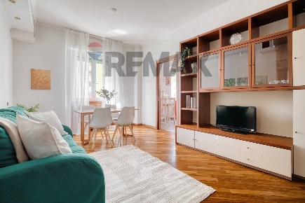 Foto Appartamento in Via Dei Tulipani 13, Milano Giambellino di 65 m²