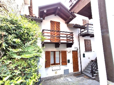 Foto Casa indipendente in Vicolo dei Vicoli, Ghiffa Susello di 65 m²