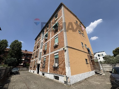 Foto Appartamento in via Olona 3, Rho San Martino - Ghisolfa di 54 m²
