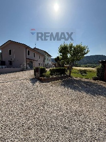 Foto Casa indipendente in via piave 25, Brendola San Valentino di 198 m²
