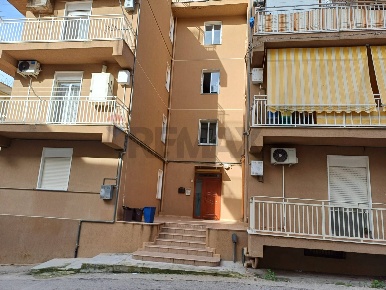 Foto Appartamento in Vicolo Giuseppe Verdi 42, Grotte di 160 m² in vendita