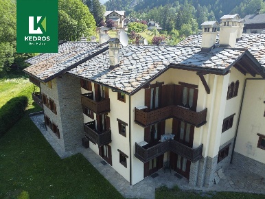 Foto Appartamento in Strada Larzey Entreves 46, Courmayeur di 120 m²
