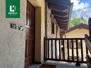 Foto Appartamento in Strada Larzey Entreves 46, Courmayeur di 120 m²