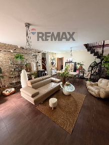 Foto Appartamento in VIA REGINA ELENA 16, Canicattì di 140 m² con 8 locali