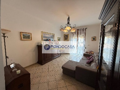 Foto Appartamento in Via Oronzo Rossi 109, Lequile di 113 m² con 4 locali