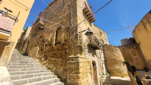 Foto Appartamento in Via Raccomandata 35, Agrigento Centro Storico di 70 m²