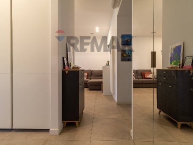 Foto Appartamento in Via Paestum 41, Roma Quadraro di 82 m² con 4 locali