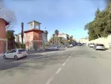 Foto Appartamento a Livorno Porta a Mare - Mazzini di 164 m² con 3 locali