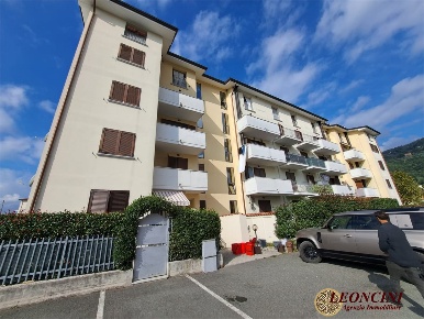 Foto Appartamento in Via Ratti, Aulla di 65 m² con 2 locali in vendita