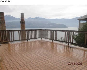 Foto Appartamento in Ognoli, Tavernola Bergamasca Centro di 74 m²