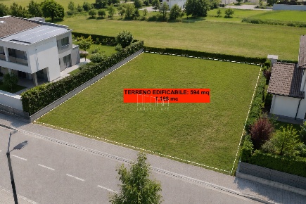 Foto Terreno agricolo in Via Peschiera 2, Rovigo di 594 m² in vendita