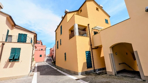 Foto Appartamento in Via al Golf 25, Cogoleto di 95 m² con 3 locali