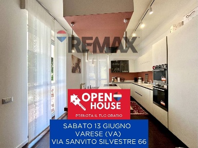 Foto Appartamento in Via Sanvito Silvestro 66, Varese Masnago di 133 m²