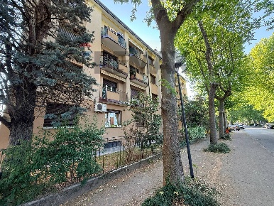 Foto Appartamento in via Sardegna 40, Legnano di 85 m² con 3 locali