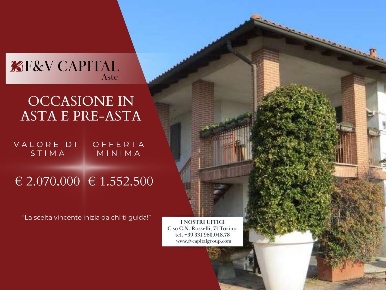Foto Villa unifamiliare in Via Giuseppe Ripamonti, Milano di 111 m²