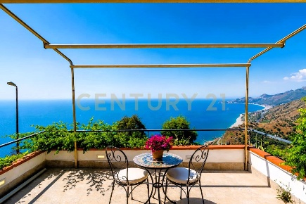Foto Appartamento in Contrada Palmentello, Forza d'Agrò Centro di 34 m²