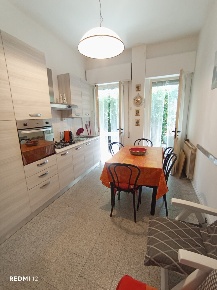 Foto Appartamento in Via Lauro de Bosis 32, Viareggio di 65 m² con 3 locali