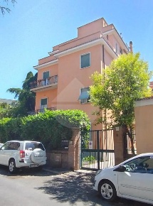 Foto Attico in VIA DEL FORTE BOCCEA, Roma Boccea di 70 m² con 2 locali