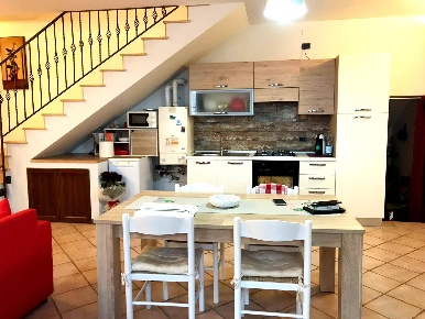 Foto Appartamento a Mazzano di 90 m² con 3 locali in affitto